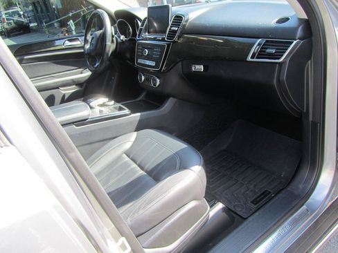 Used 2016 Mercedes-Benz GLE 350 w/ Premium Package image 21