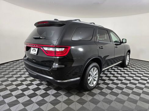 Used 2022 Dodge Durango SXT w/ Trailer Tow Group IV image 3