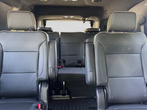 Certified 2025 GMC Yukon Elevation AWD/4WD image 22