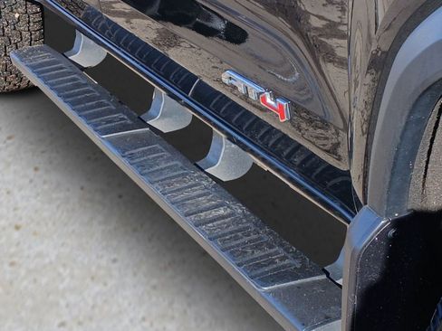 Used 2023 GMC Canyon AT4 w/ AT4 Premium Package image 28