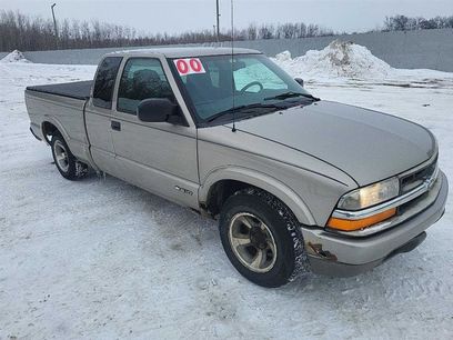 Used 2000 Chevrolet S10 Pickup LS w/ Preferred Equipment Group