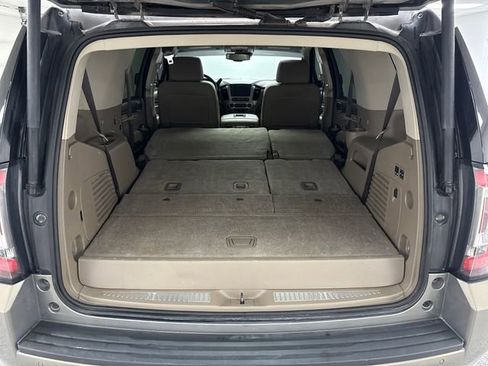 Used 2019 GMC Yukon SLT w/ Premium Edition image 36
