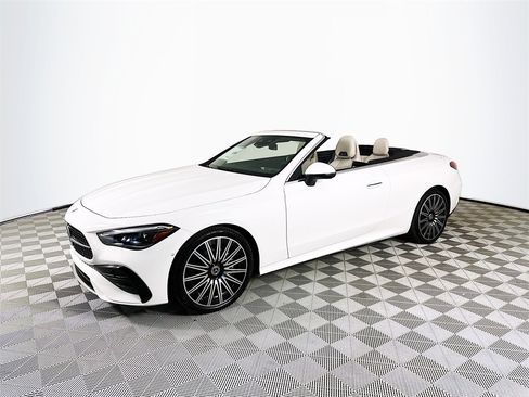 New 2026 Mercedes-Benz CLE 300 4MATIC Cabriolet image 3