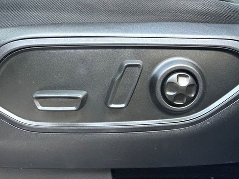 Used 2023 Jeep Grand Cherokee Altitude image 37