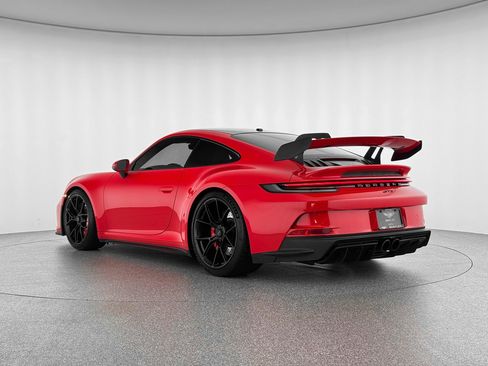 Used 2022 Porsche 911 GT3 image 3
