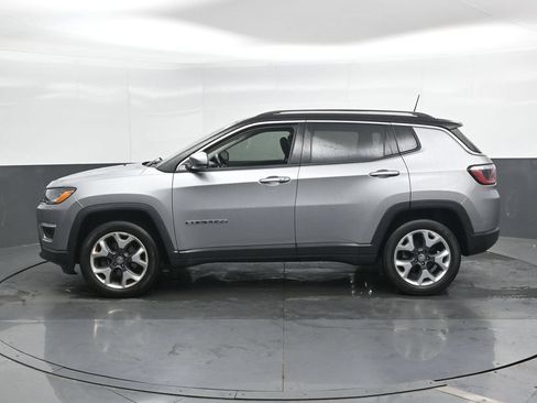 Used 2018 Jeep Compass Limited AWD/4WD image 8