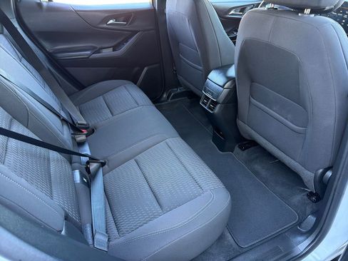 Used 2025 Chevrolet Equinox LT image 33