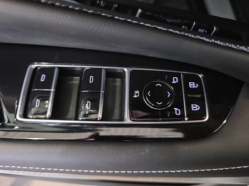 New 2026 Cadillac Optiq Sport 1 w/ LPO, Floor Liner Package image 28