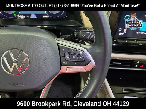 Used 2024 Volkswagen Atlas SE w/ Panoramic Sunroof Package AWD/4WD image 19