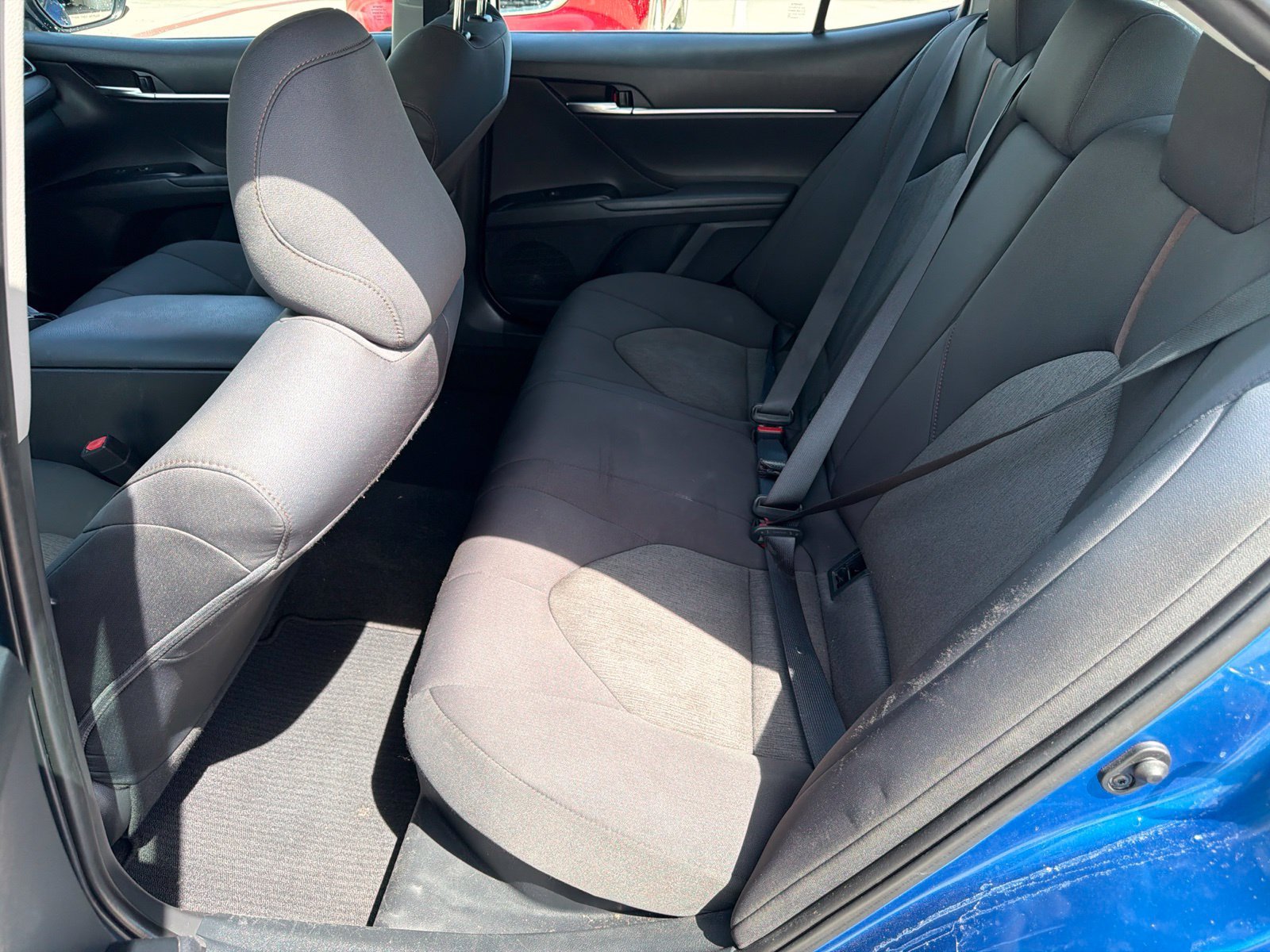 Used 2020 Toyota Camry LE FWD image 13