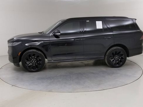 Used 2025 Lincoln Navigator Reserve w/ Jet Appearance Package AWD/4WD image 20