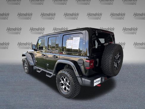 Used 2022 Jeep Wrangler Unlimited Rubicon w/ LED Lighting Group AWD/4WD image 7