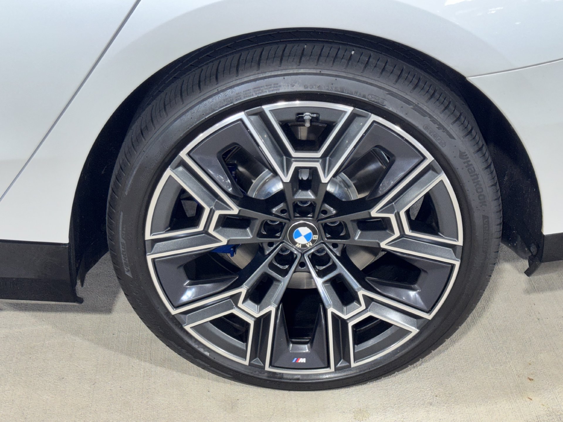 Used 2026 BMW i5 eDrive40 RWD image 34