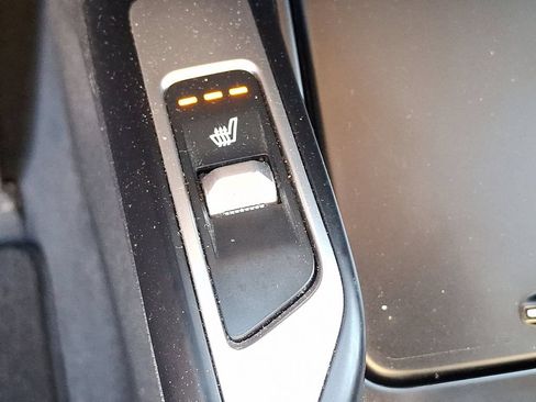 Used 2022 Kia Sorento S FWD image 26