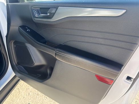 Used 2025 Ford Escape Active image 19