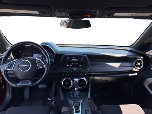 Used 2020 Chevrolet Camaro LT RWD image 10