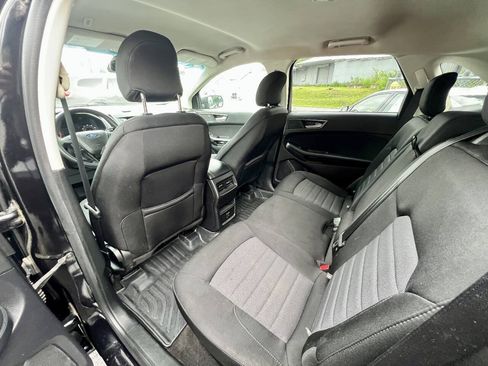 Used 2019 Ford Edge SE AWD/4WD image 10