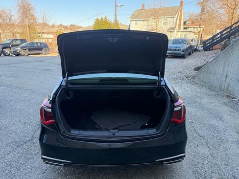 Used 2018 Acura RLX w/ Technology Package image 5