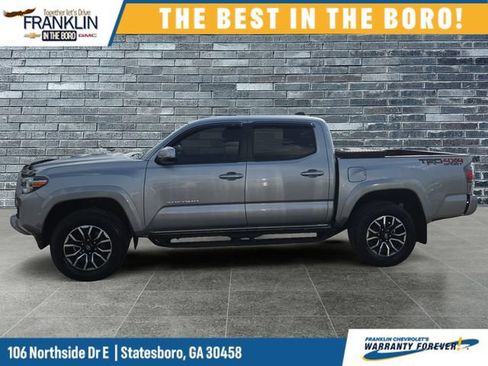 Used 2020 Toyota Tacoma TRD Sport AWD/4WD image 2