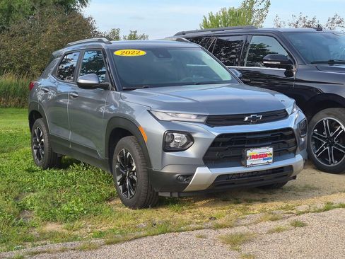 Used 2022 Chevrolet TrailBlazer LT w/ Convenience Package AWD/4WD image 1