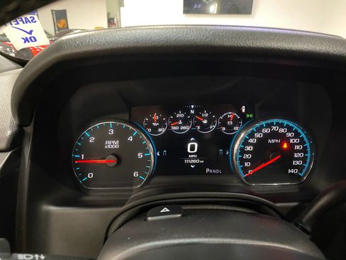 Used 2017 GMC Yukon Denali w/ Open Road Package AWD/4WD image 28