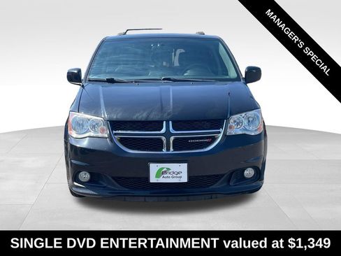 Used 2016 Dodge Grand Caravan SXT FWD image 2