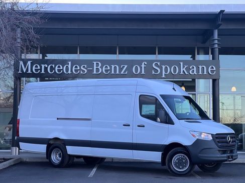 Used 2024 Mercedes-Benz Sprinter 3500 image 1