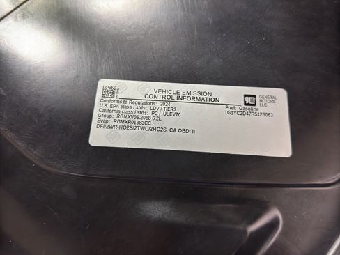 Used 2024 Chevrolet Corvette Stingray Premium Cpe w/ Z51 Performance Package image 30