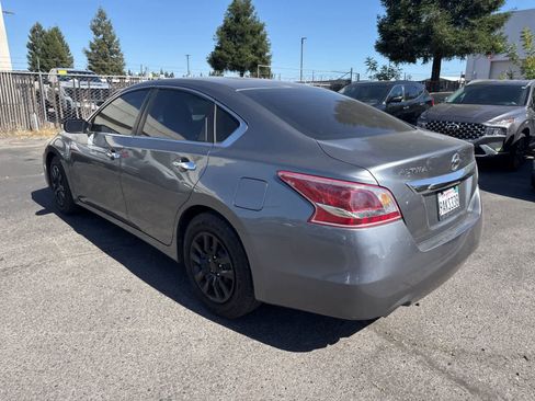 Used 2015 Nissan Altima 2.5 S w/ Power Driver Seat Package FWD image 7
