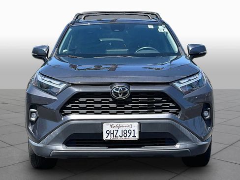 Used 2023 Toyota RAV4 XLE Premium FWD image 3