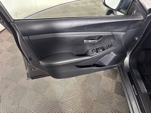 Used 2025 Nissan Sentra SV w/ All-Weather Package FWD image 13