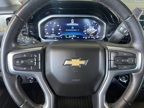 Used 2024 Chevrolet Silverado 2500 LT AWD/4WD image 21