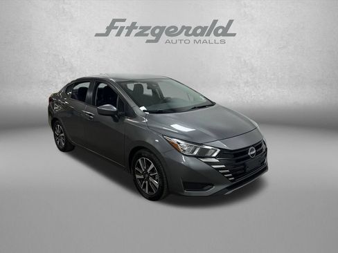 Used 2024 Nissan Versa SV FWD image 9