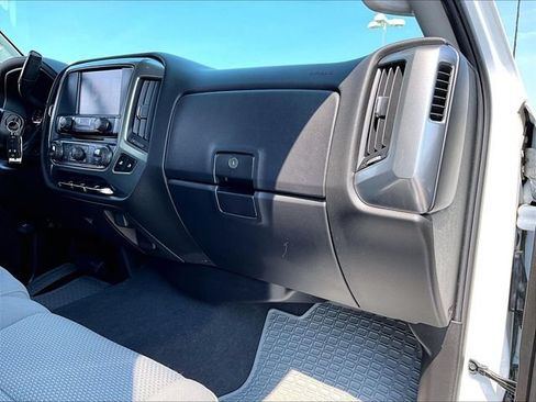 Used 2019 Chevrolet Silverado 2500 LT w/ LT Convenience Package AWD/4WD image 13