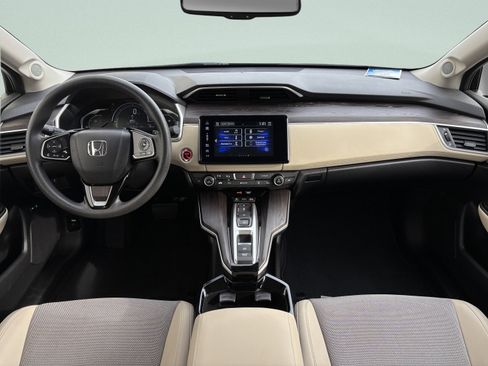 Certified 2018 Honda Clarity Plug-In Hybrid image 31