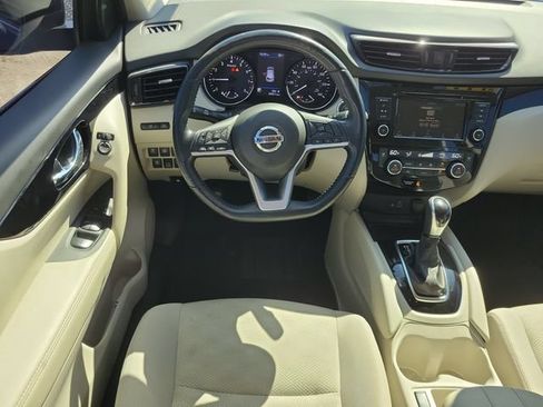 Used 2022 Nissan Rogue Sport SV AWD/4WD image 13