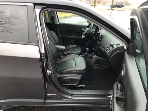 Certified 2021 Jeep Compass Limited w/ Sun and Sound Group image 24