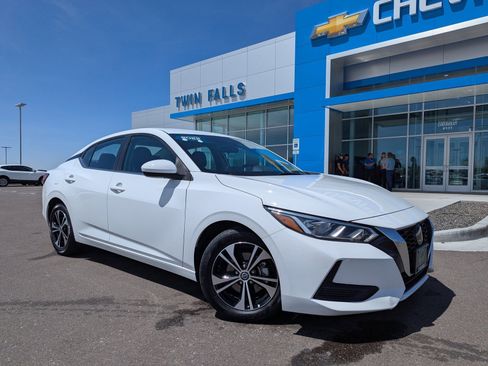 Used 2022 Nissan Sentra SV FWD image 1