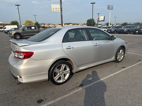 Used 2013 Toyota Corolla S w/ Premium Pkg FWD image 4