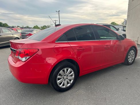 Used 2016 Chevrolet Cruze Eco image 4