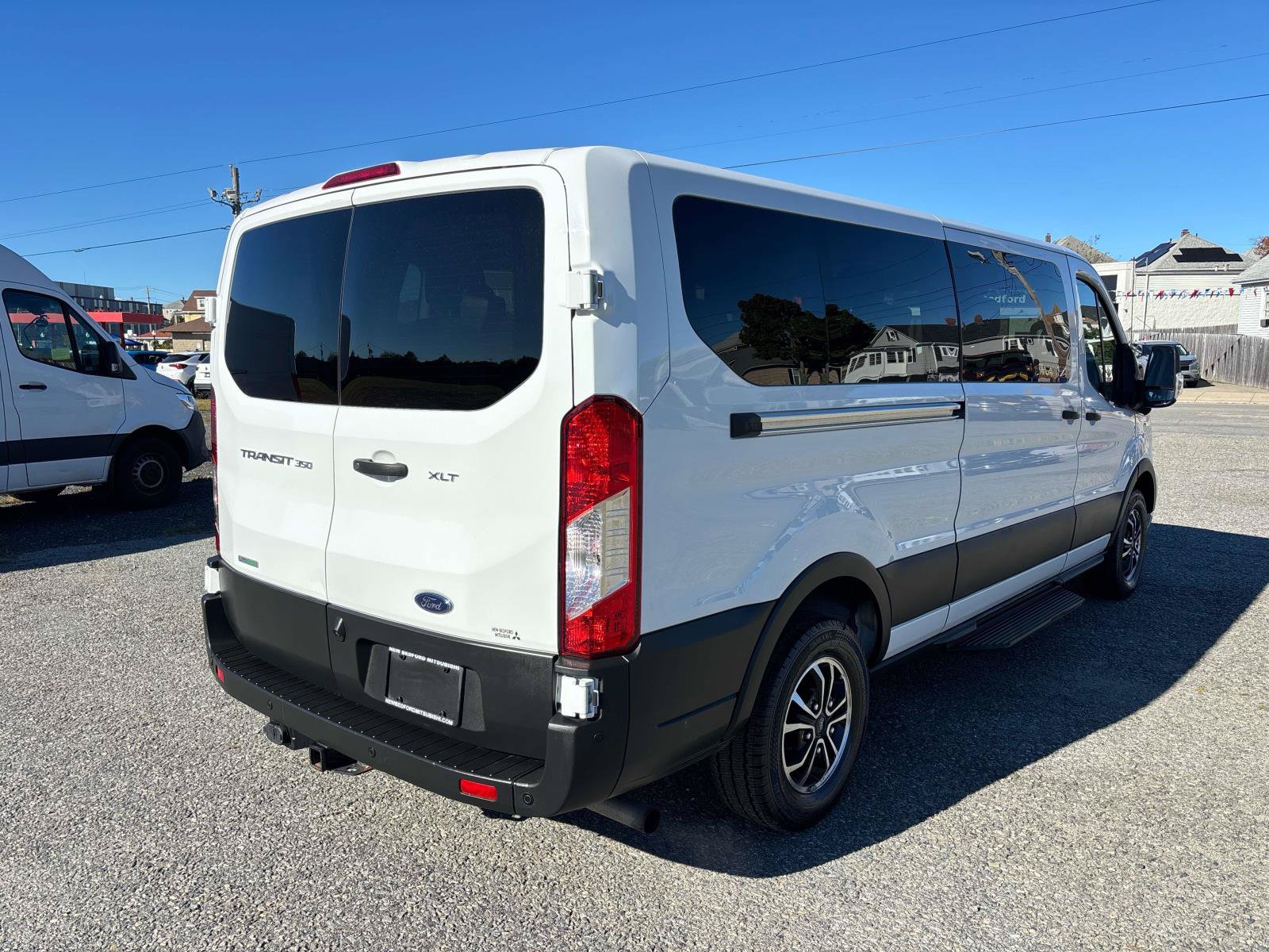 Used 2022 Ford Transit 350 XLT RWD image 5