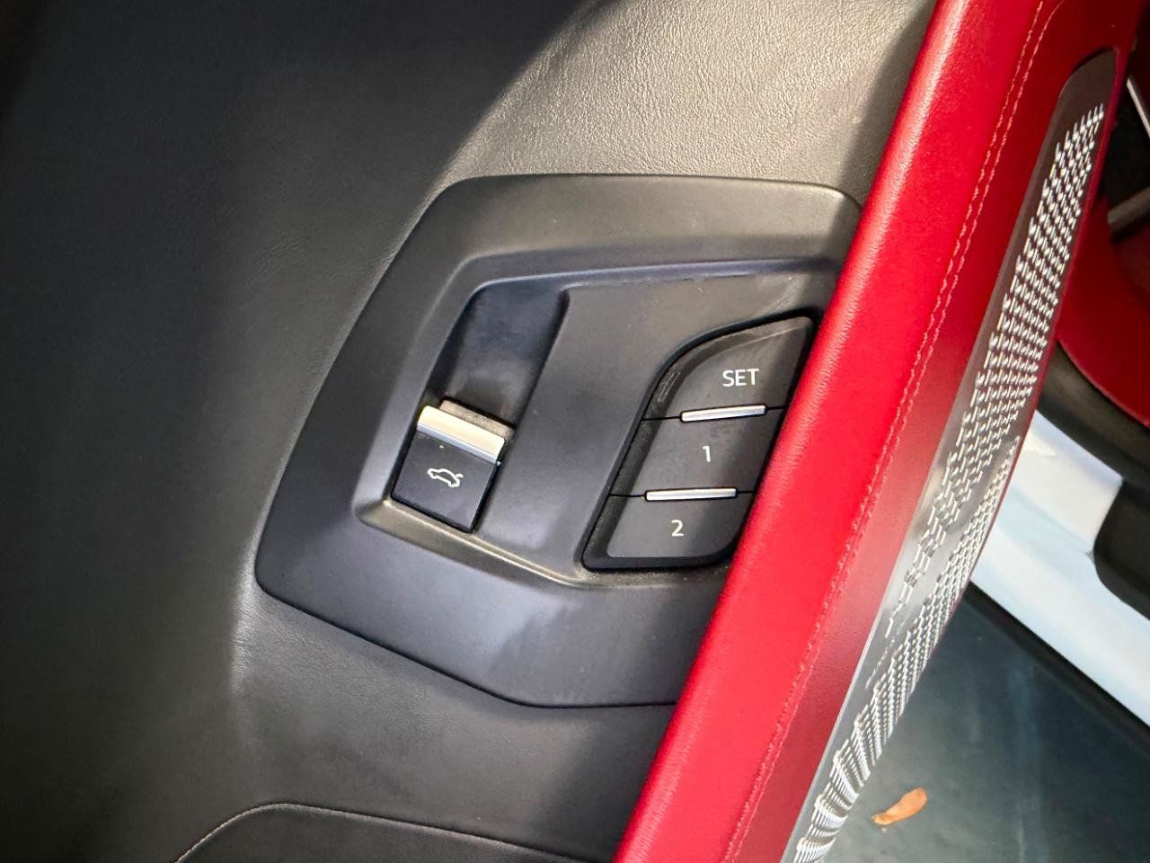 Used 2020 Lamborghini Urus AWD/4WD image 14