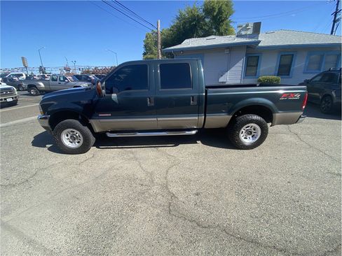 Used 2004 Ford F250 Lariat image 4