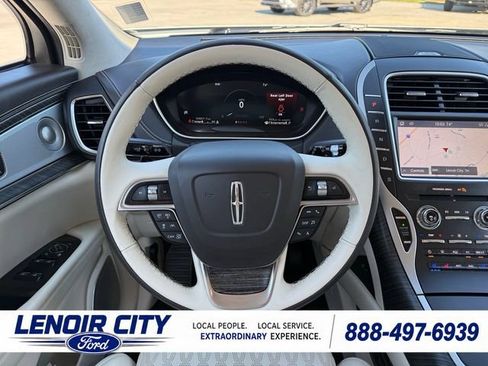 Used 2020 Lincoln Nautilus Black Label w/ Cargo Utility Package AWD/4WD image 16