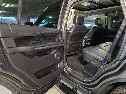 Used 2020 Ford Expedition Platinum image 29