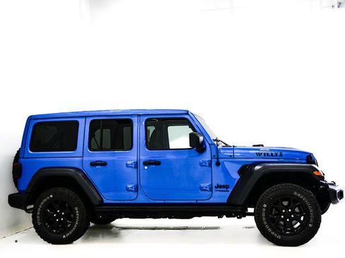 Used 2022 Jeep Wrangler Unlimited Sport AWD/4WD image 5