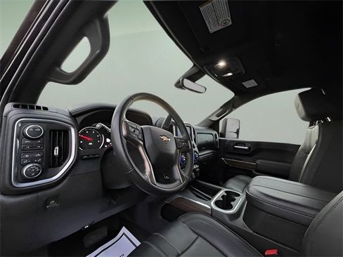 Used 2023 Chevrolet Silverado 3500 High Country w/ Z71 Off-Road Package image 13