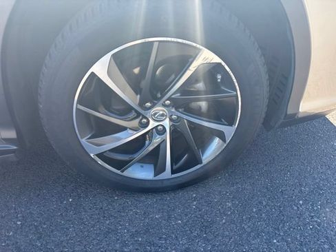 Used 2017 Lexus RX 450h AWD w/ Luxury Package image 15