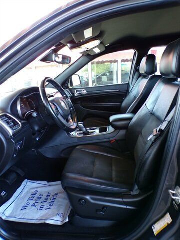 Used 2021 Jeep Grand Cherokee Laredo X AWD/4WD image 16