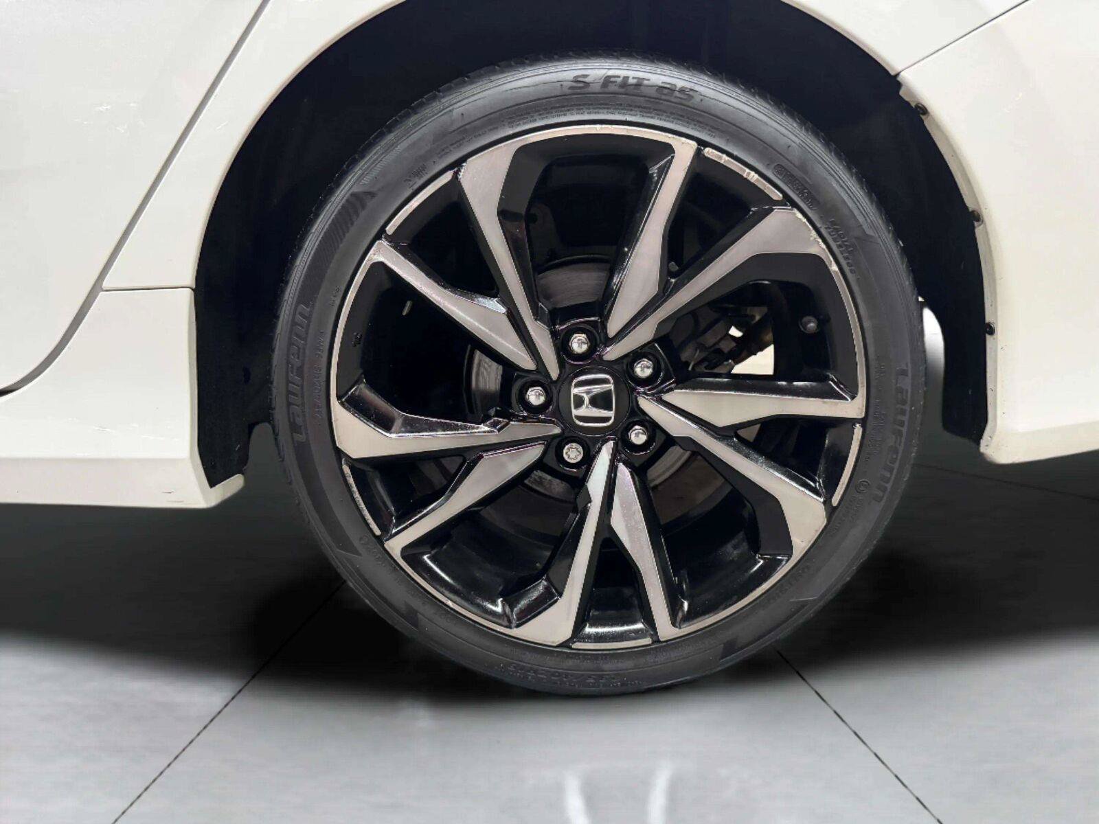 Used 2020 Honda Civic Sport image 39